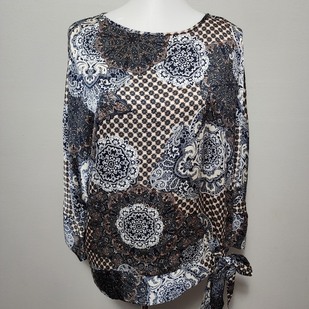Wallis cream black paisley medallion satin blouse size medium